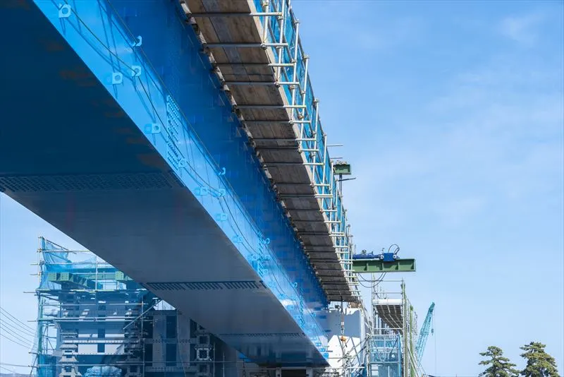 橋梁工事でよく使われる足場の種類について